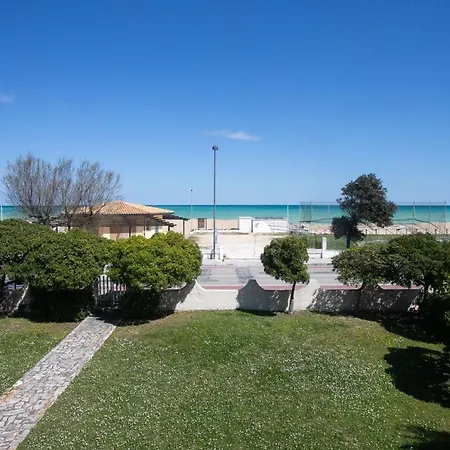M24 - Marcelli, Trilocale Con Terrazzo Fronte Mare *